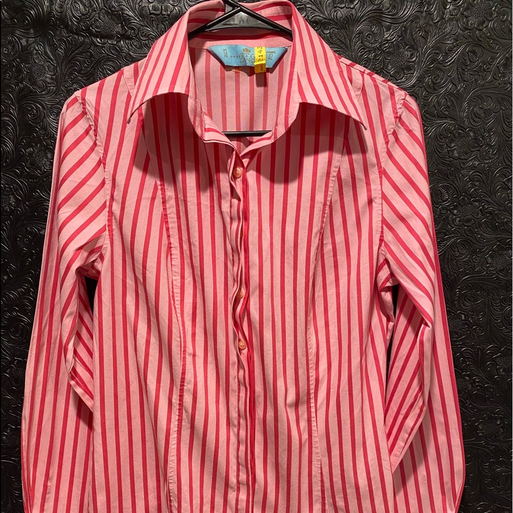 LADIES BUTTON DOWN UK SHIRT